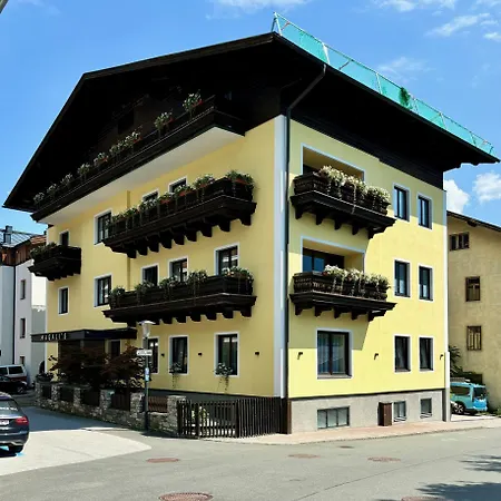 Magali's, - Inclusive Summer Card Zell am See