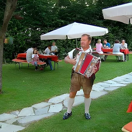 Magali's, - Inclusive Summer Card 3* Zell am See